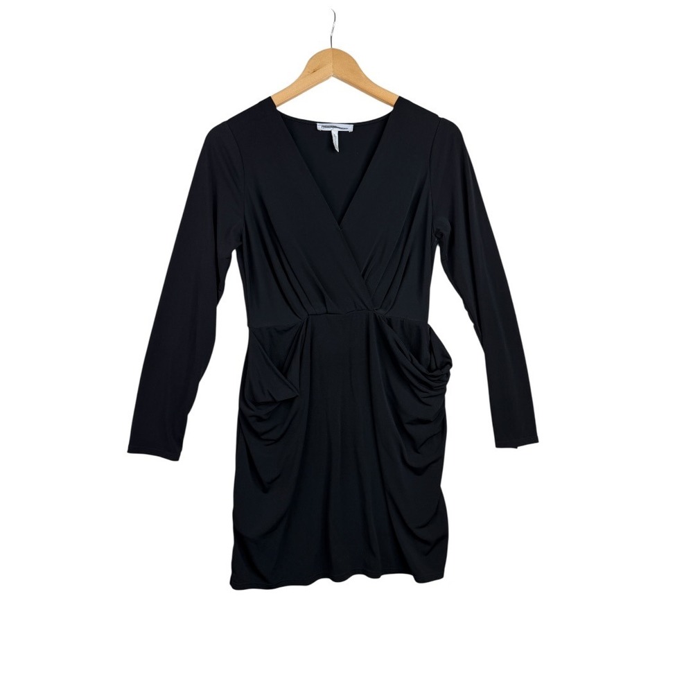 BCBGeneration Long Sleeve V-neck Mini Dress size Small Black